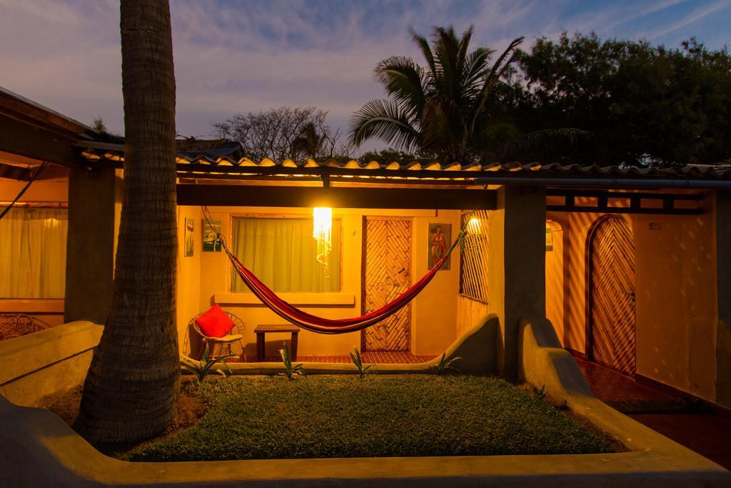 Punta Ballenas Mancora Lodge ภายนอก รูปภาพ