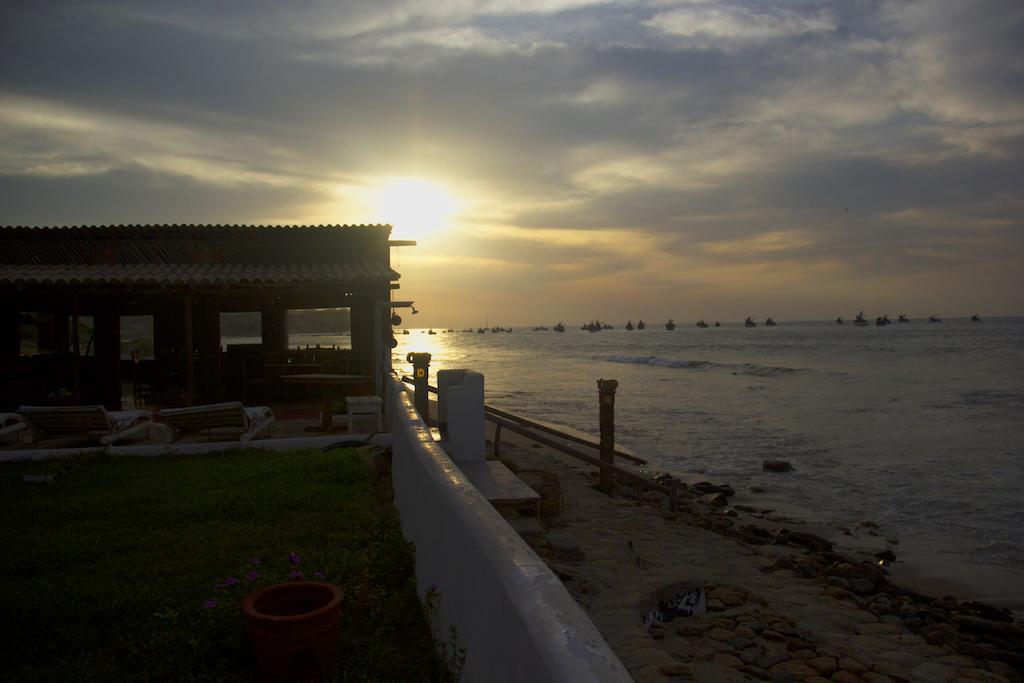 Punta Ballenas Mancora Lodge ภายนอก รูปภาพ
