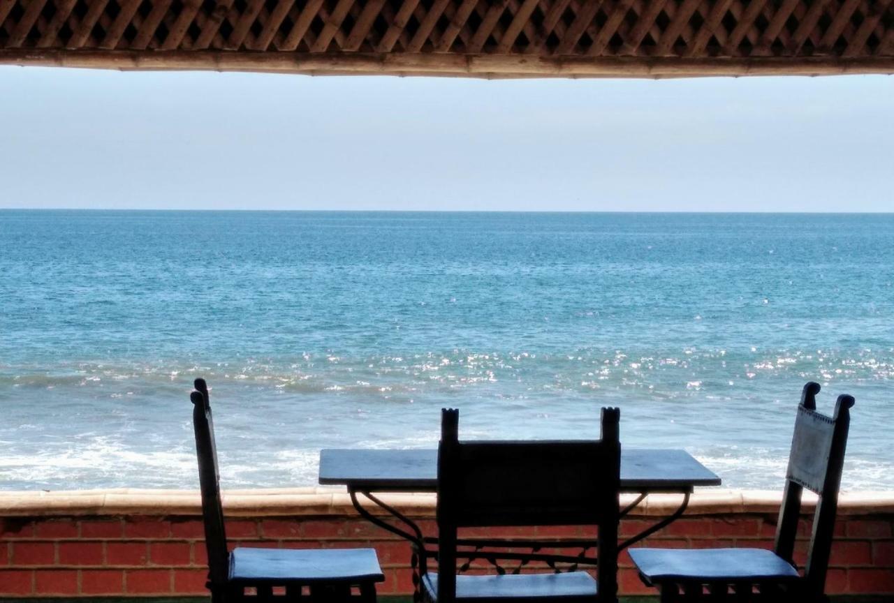 Punta Ballenas Mancora Lodge ภายนอก รูปภาพ